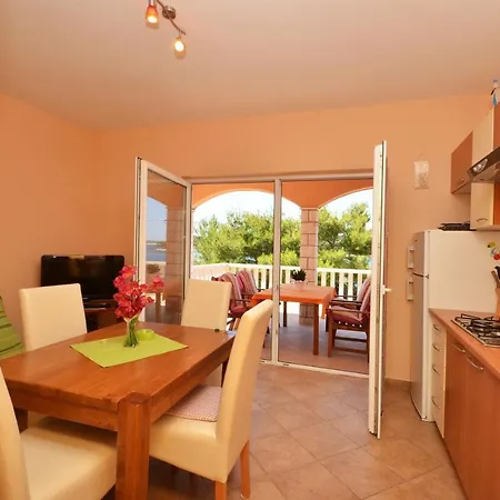 Apartment By The Sea Karbuni, Korcula - 15699 *