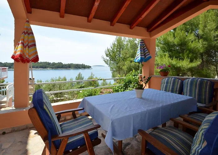 Апартаменты By The Sea Karbuni, Korcula - 15699 Прижба