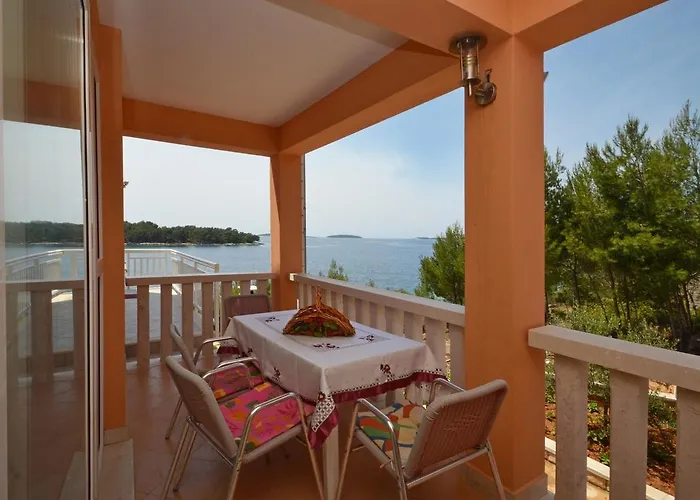 Апартаменты By The Sea Karbuni, Korcula - 15699 Прижба
