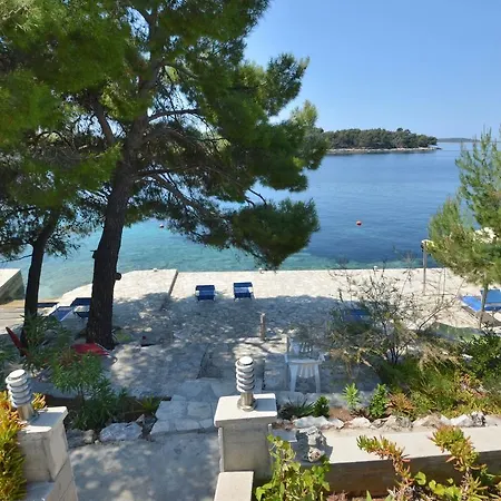 아파트 By The Sea Karbuni, Korcula - 15699